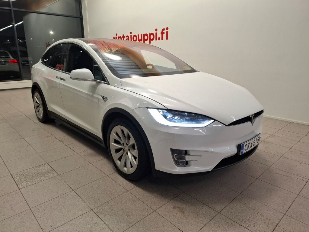 Tesla Model X 2017 Valkoinen
