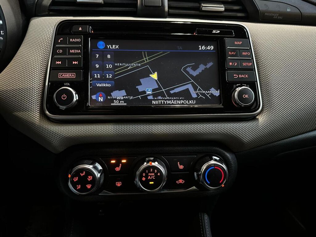 Nissan Micra 2017 Oranssi