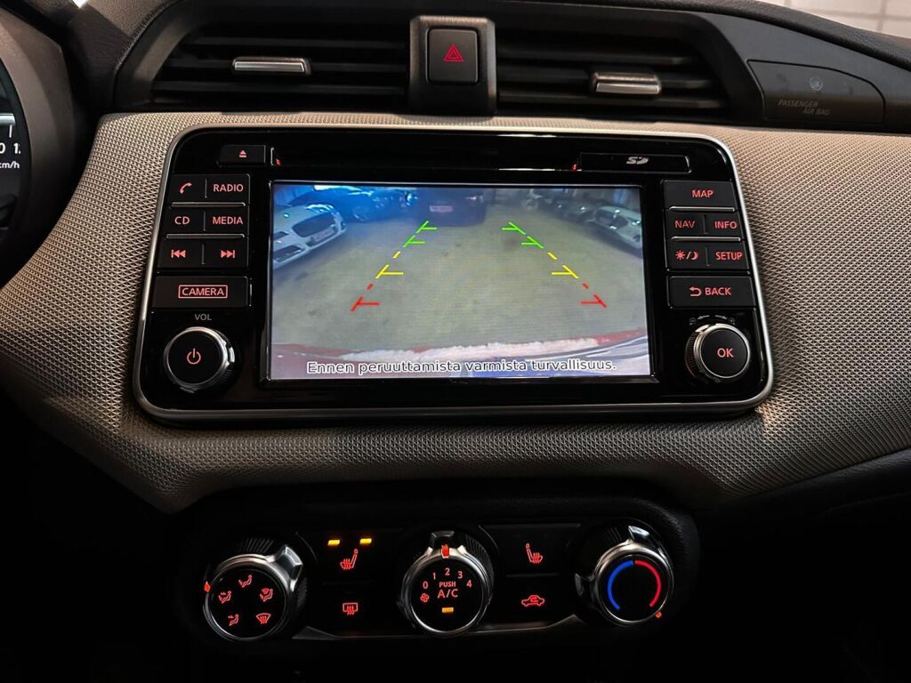 Nissan Micra 2017 Oranssi