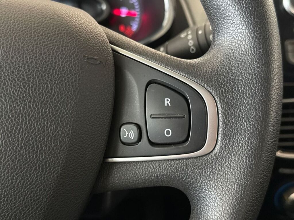 Renault Clio 2017 Punainen