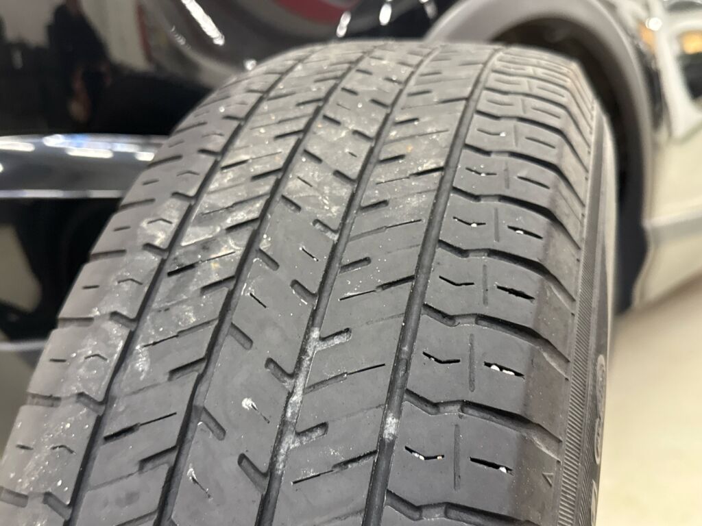 Toyota RAV4 2018 Musta