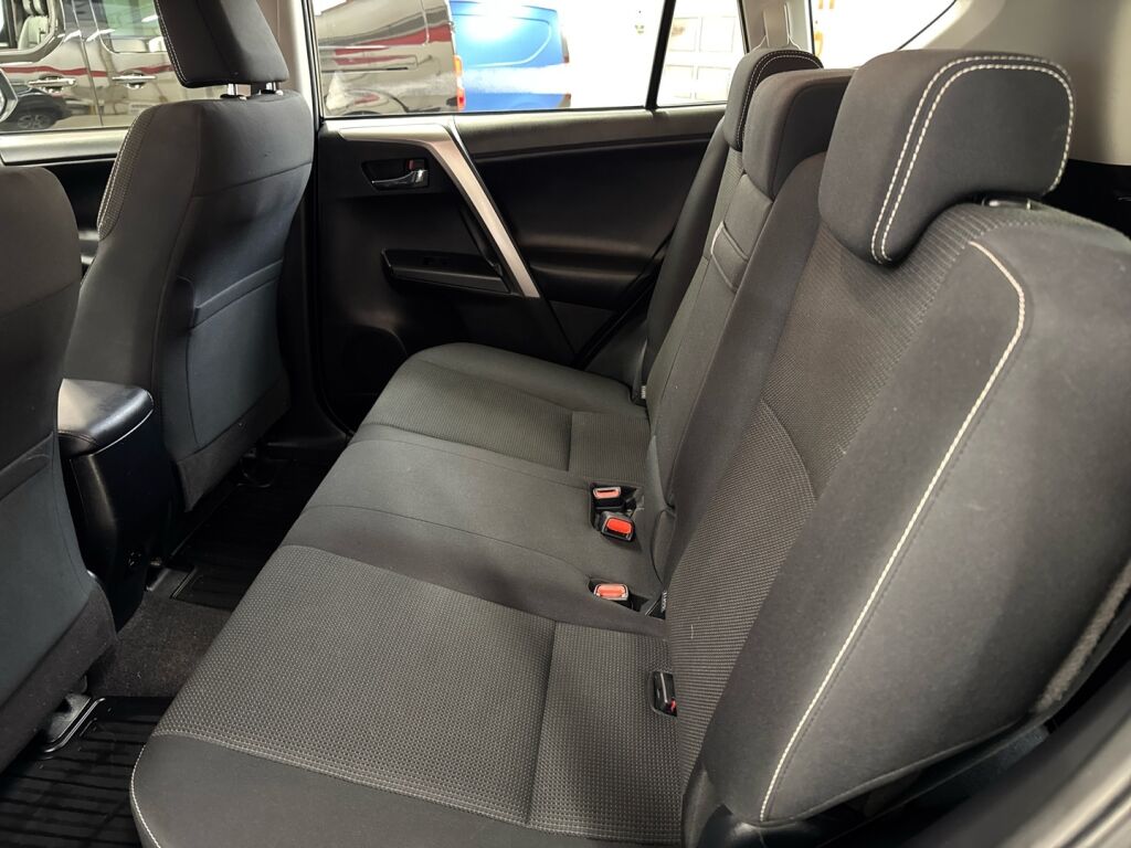 Toyota RAV4 2018 Musta