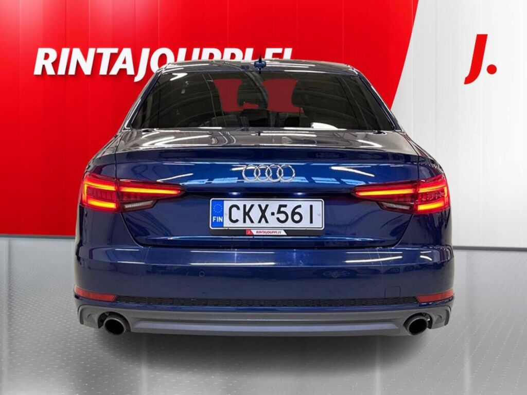 Audi A4 2018, photo 6/34