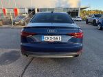 Audi A4 2018 Sininen