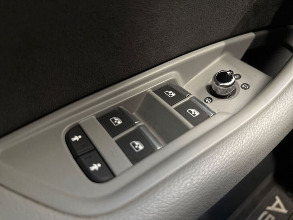 Audi A5 2018 Sininen