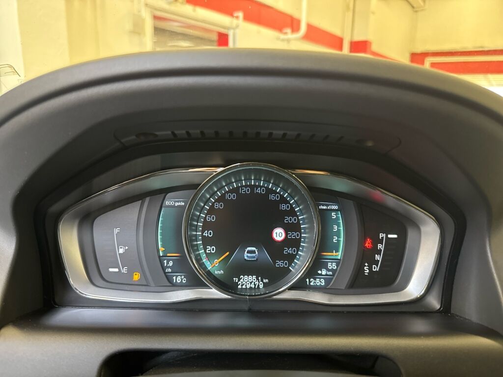 Volvo XC60 2015 Harmaa