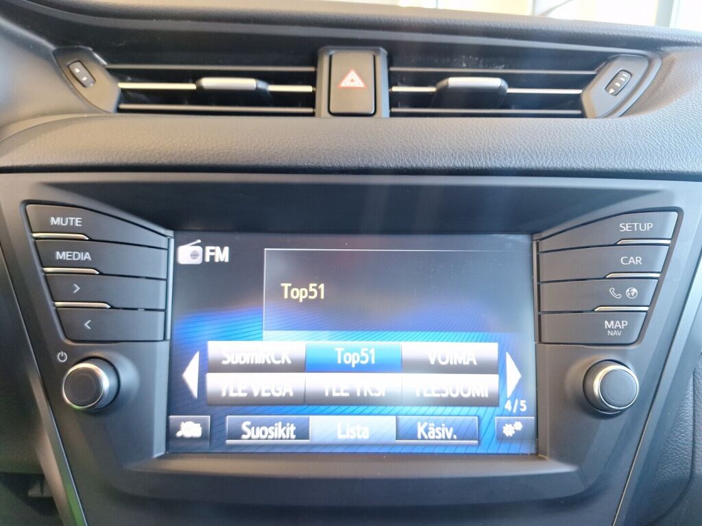 Toyota Avensis 2016 Harmaa