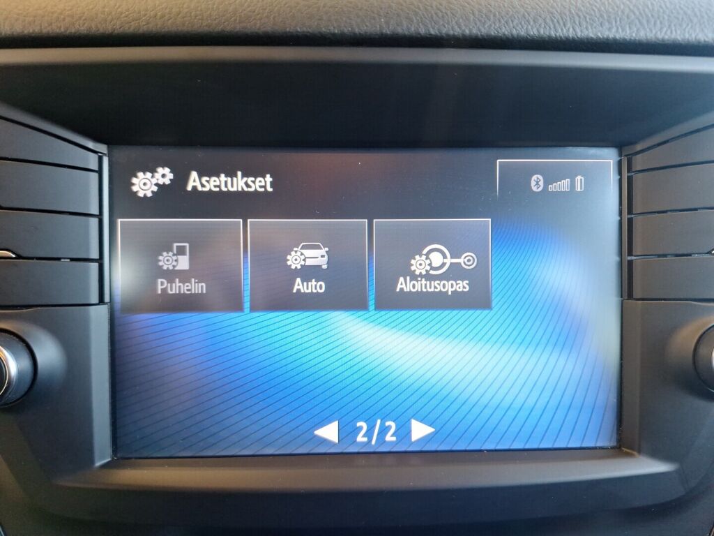 Toyota Avensis 2016 Harmaa