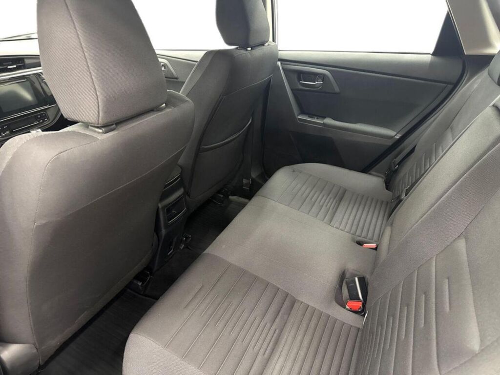 Toyota Auris 2017 Valkoinen