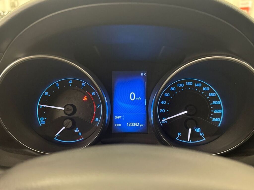 Toyota Auris 2017 Valkoinen