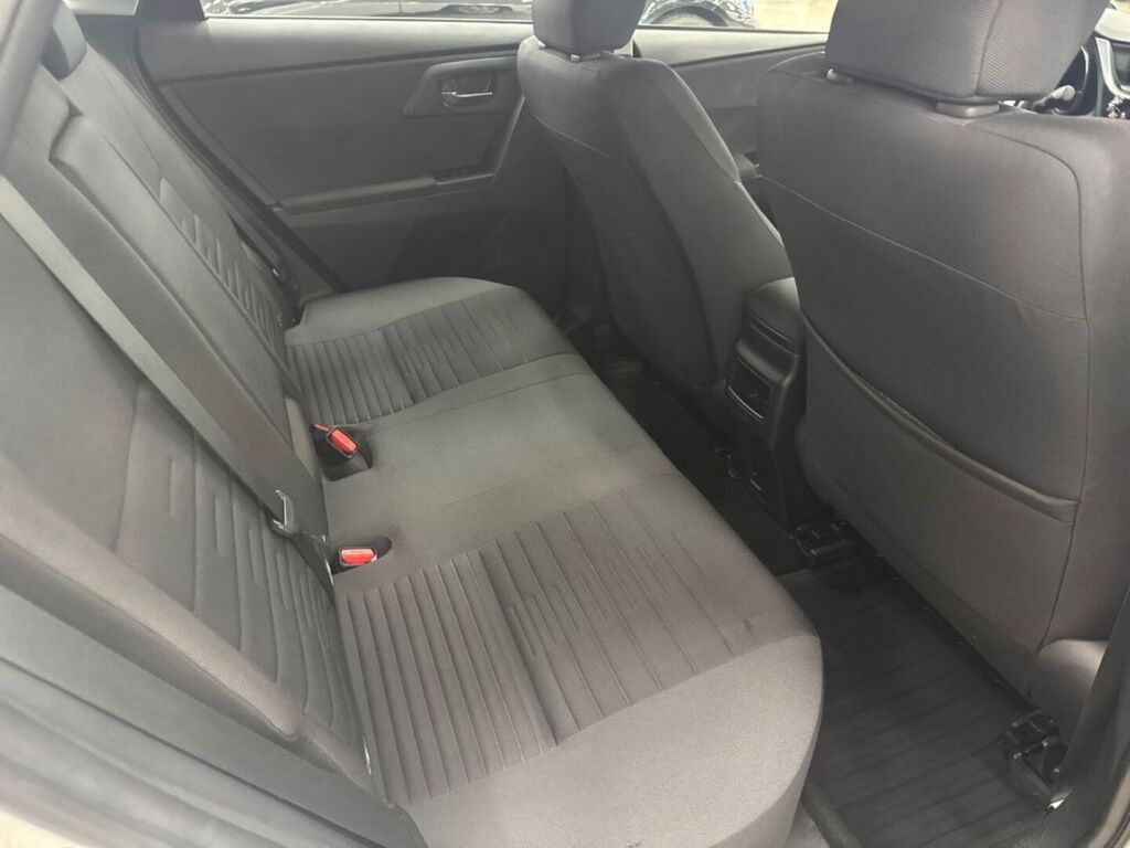 Toyota Auris 2017 Valkoinen