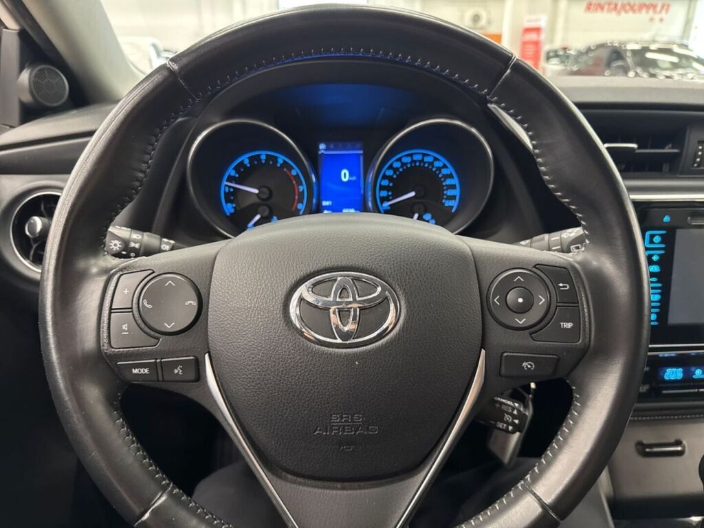 Toyota Auris 2017 Valkoinen