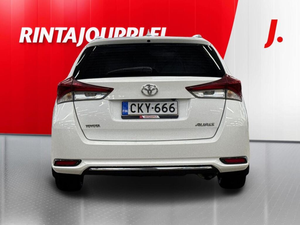 Toyota Auris 2017 Valkoinen