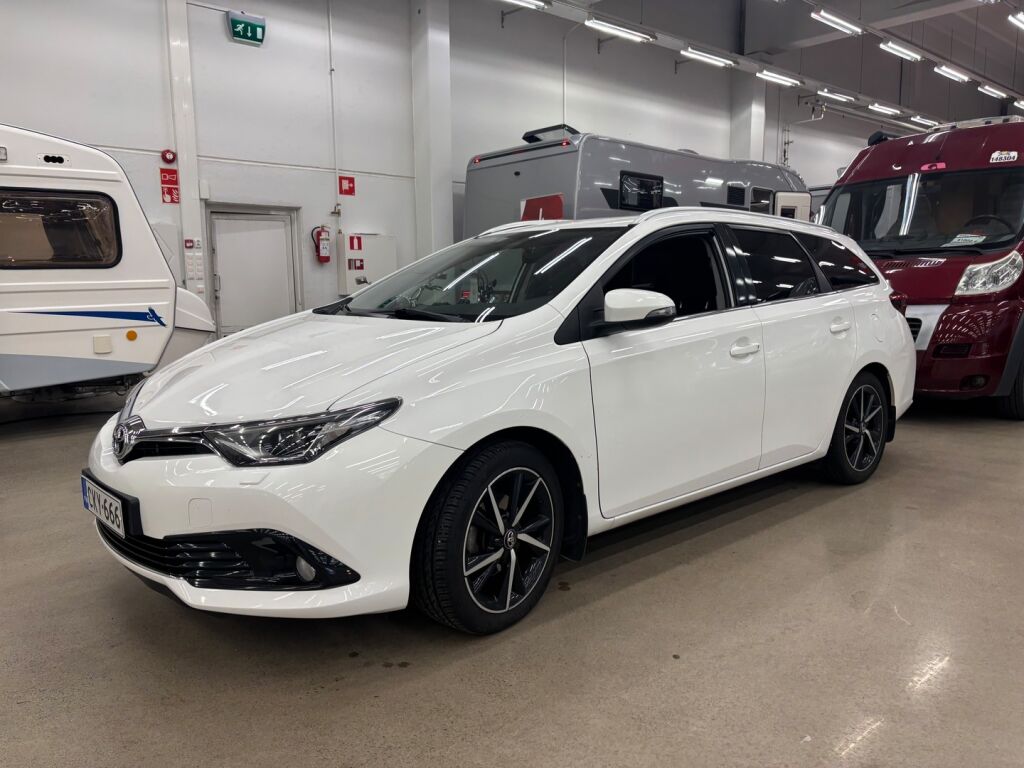Toyota Auris 2017 Valkoinen