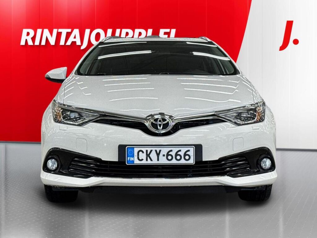 Toyota Auris 2017 Valkoinen