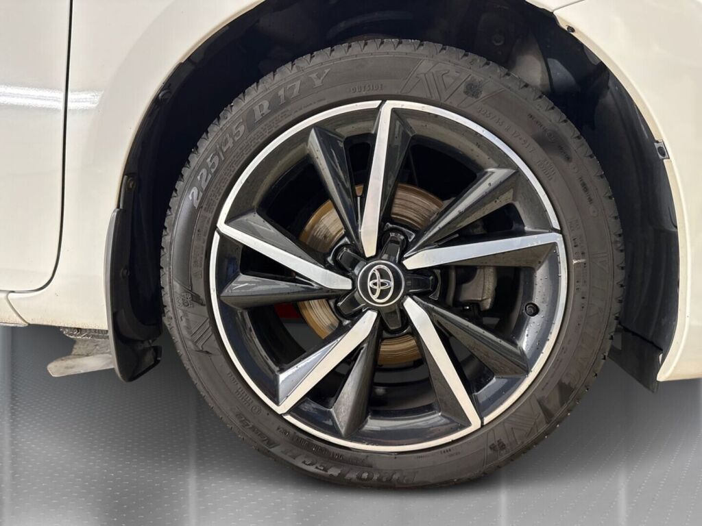 Toyota Auris 2017 Valkoinen