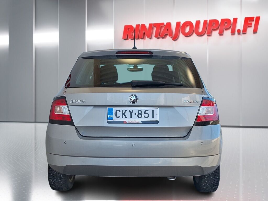 Skoda Fabia 2017 Ruskea (beige)
