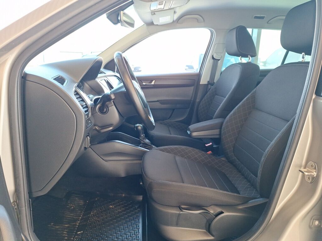 Skoda Fabia 2017 Ruskea (beige)