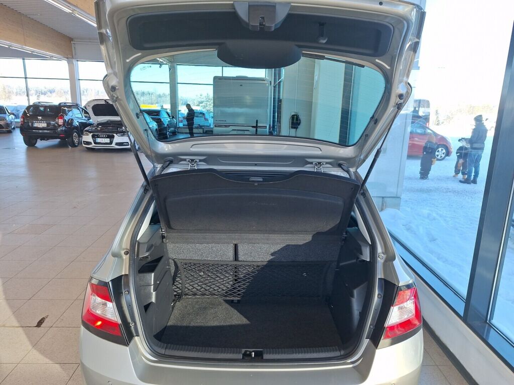 Skoda Fabia 2017 Ruskea (beige)