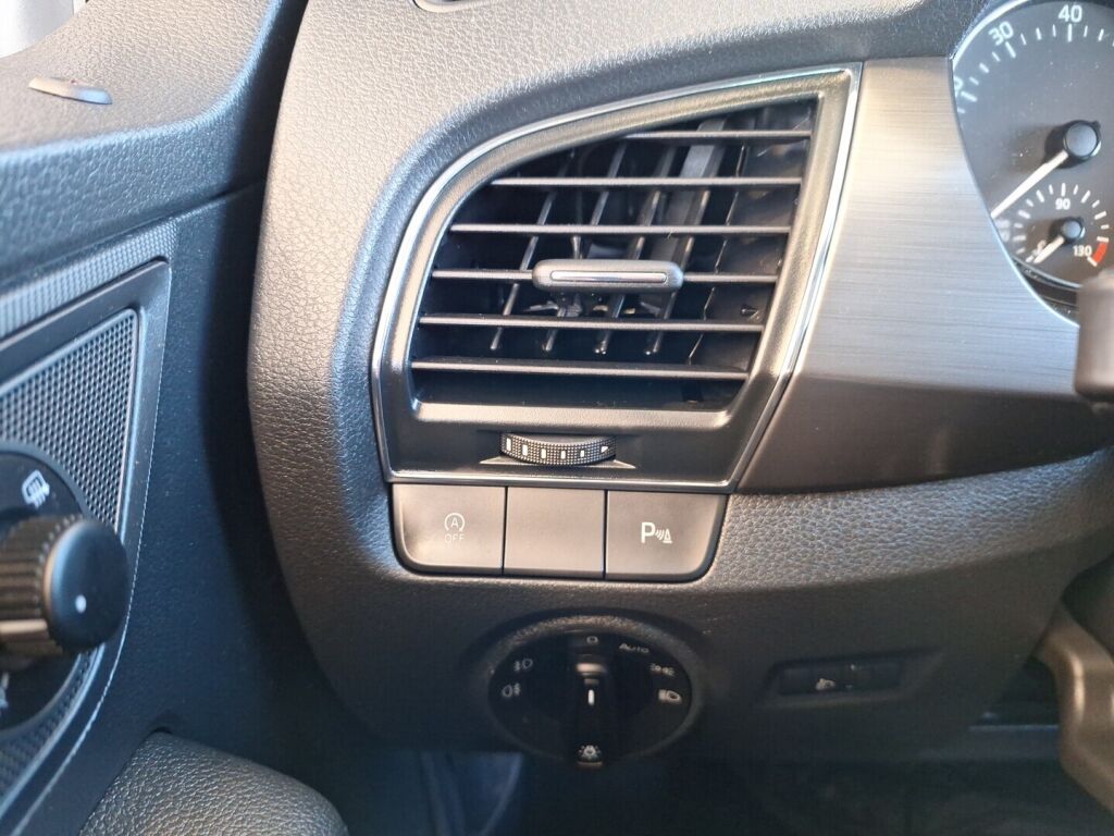 Skoda Fabia 2017 Ruskea (beige)