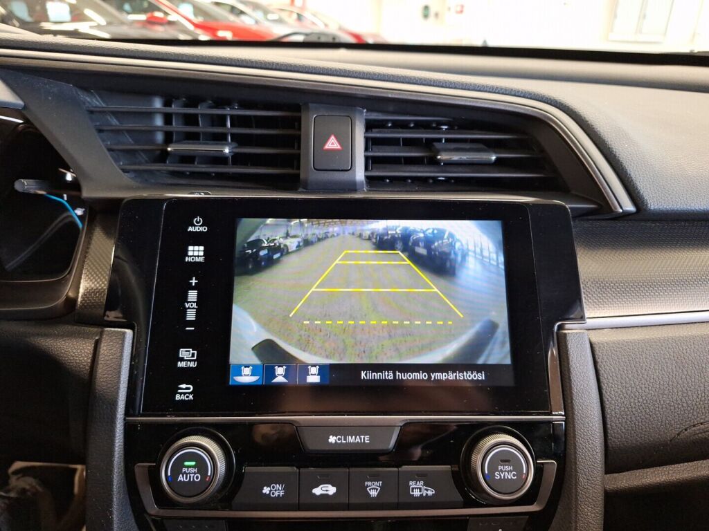 Honda Civic 2018 Valkoinen