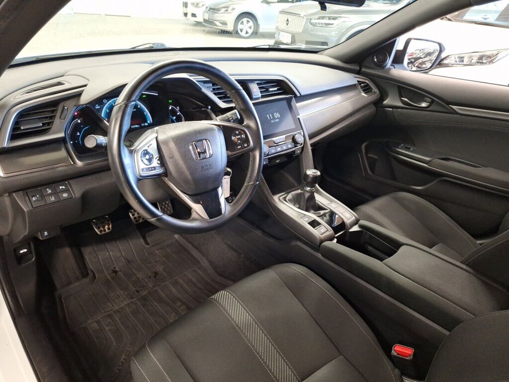 Honda Civic 2018 Valkoinen