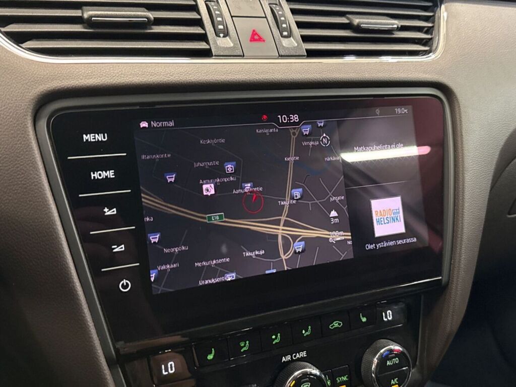 Skoda Octavia 2018 Valkoinen