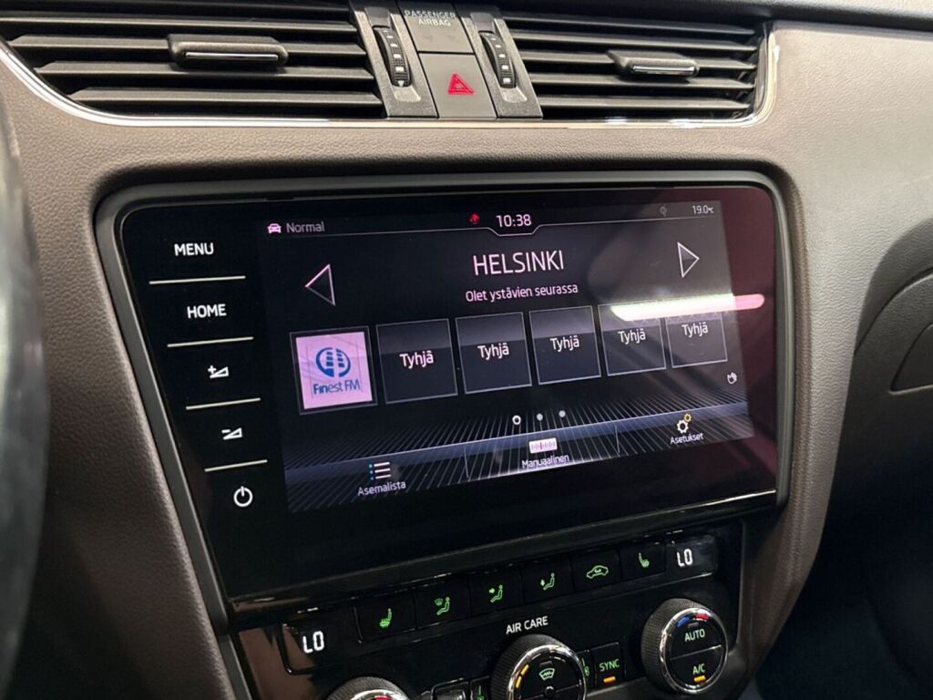 Skoda Octavia 2018 Valkoinen