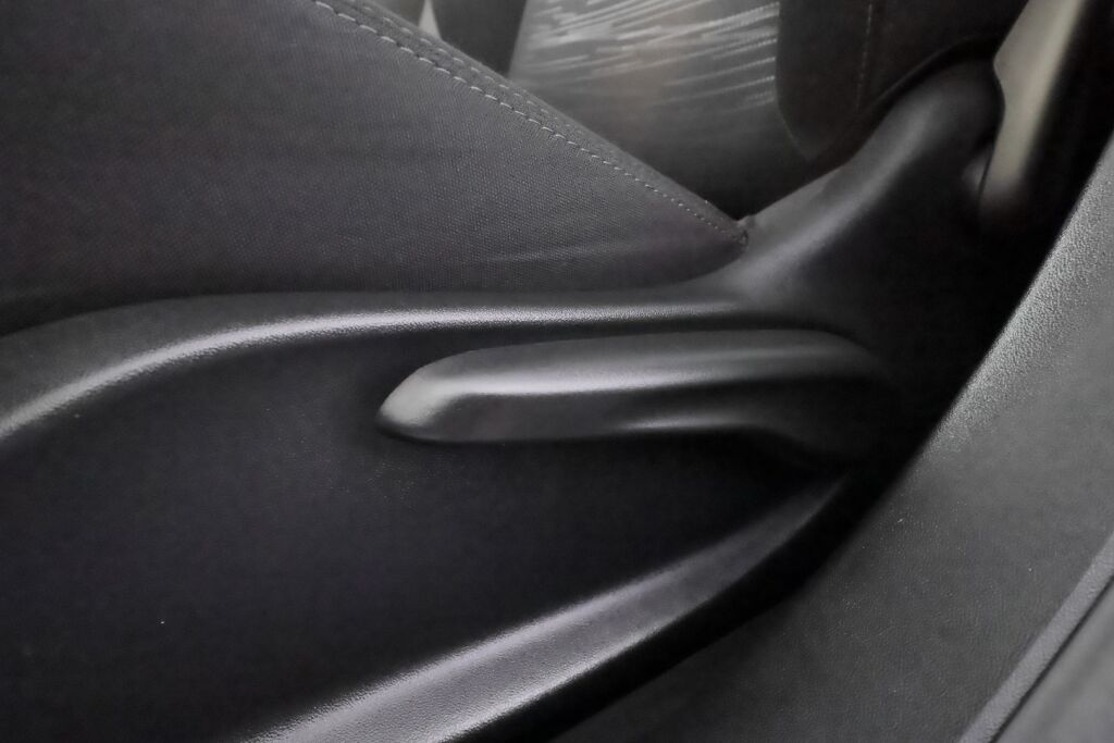 Peugeot 208 2017 Valkoinen