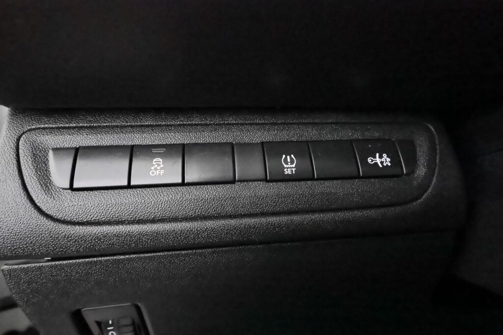 Peugeot 208 2017 Valkoinen