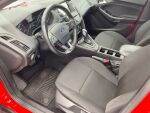 Ford Focus 2018 Punainen (Race Red)