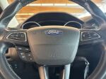 Ford Focus 2018 Punainen (Race Red)