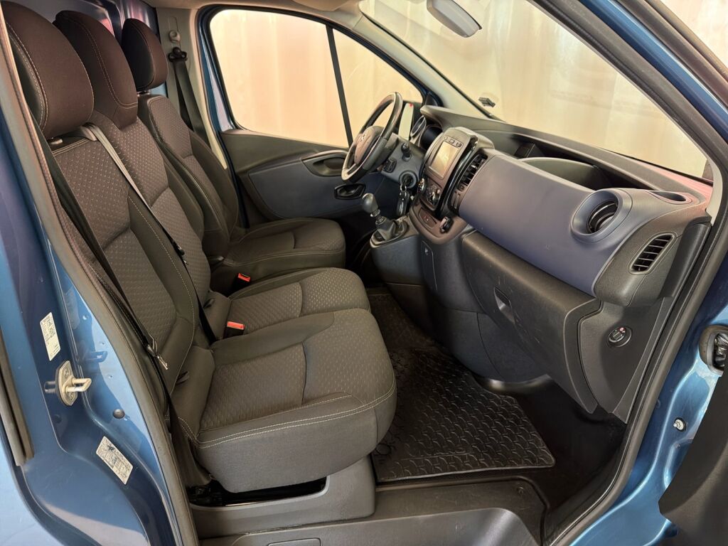 Opel Vivaro 2018 Sininen