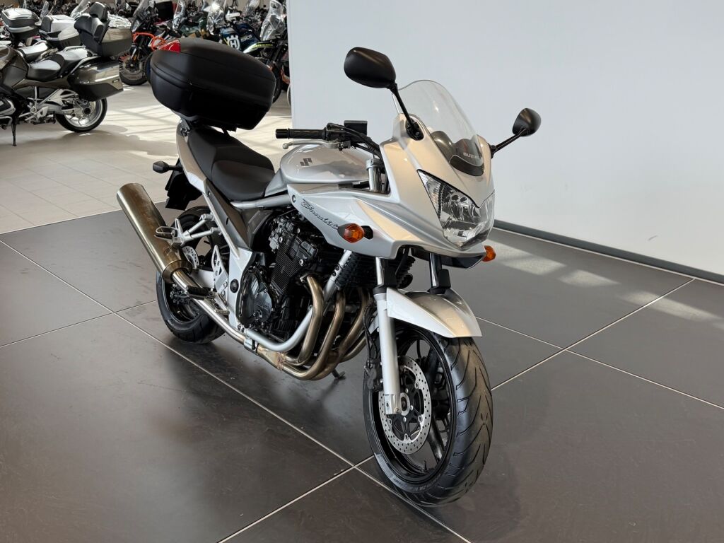 Suzuki GSF 2006 