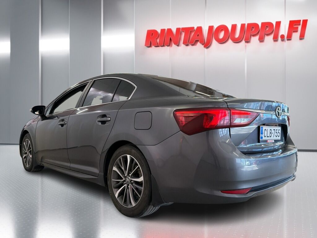 Toyota Avensis 2017 Harmaa