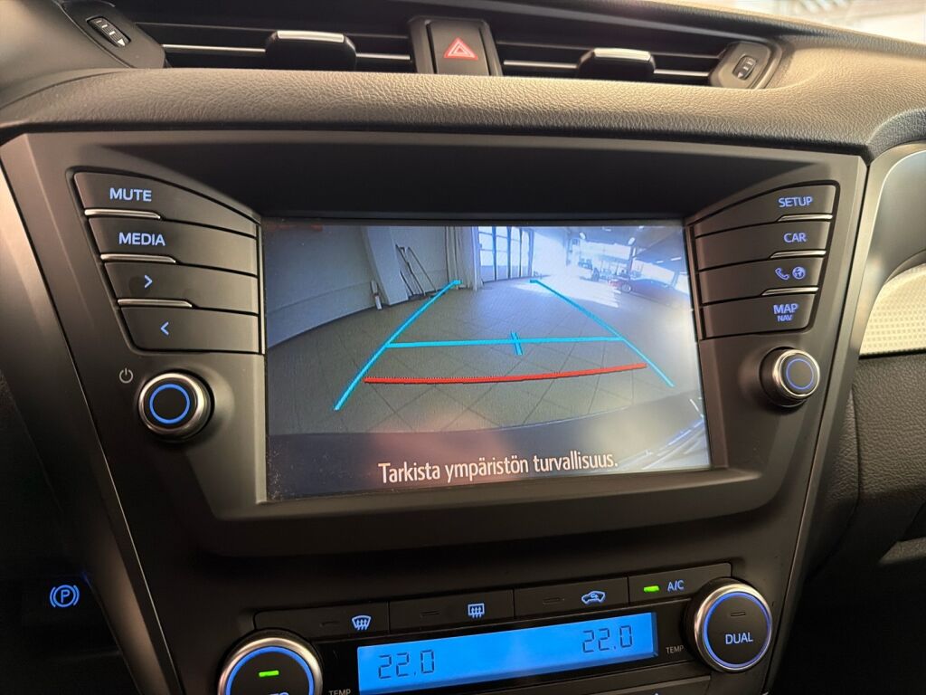 Toyota Avensis 2017 Harmaa