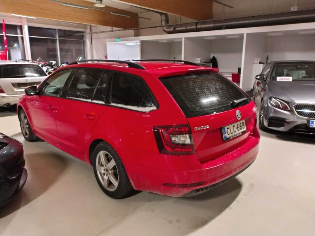 Skoda Octavia 2017 Punainen