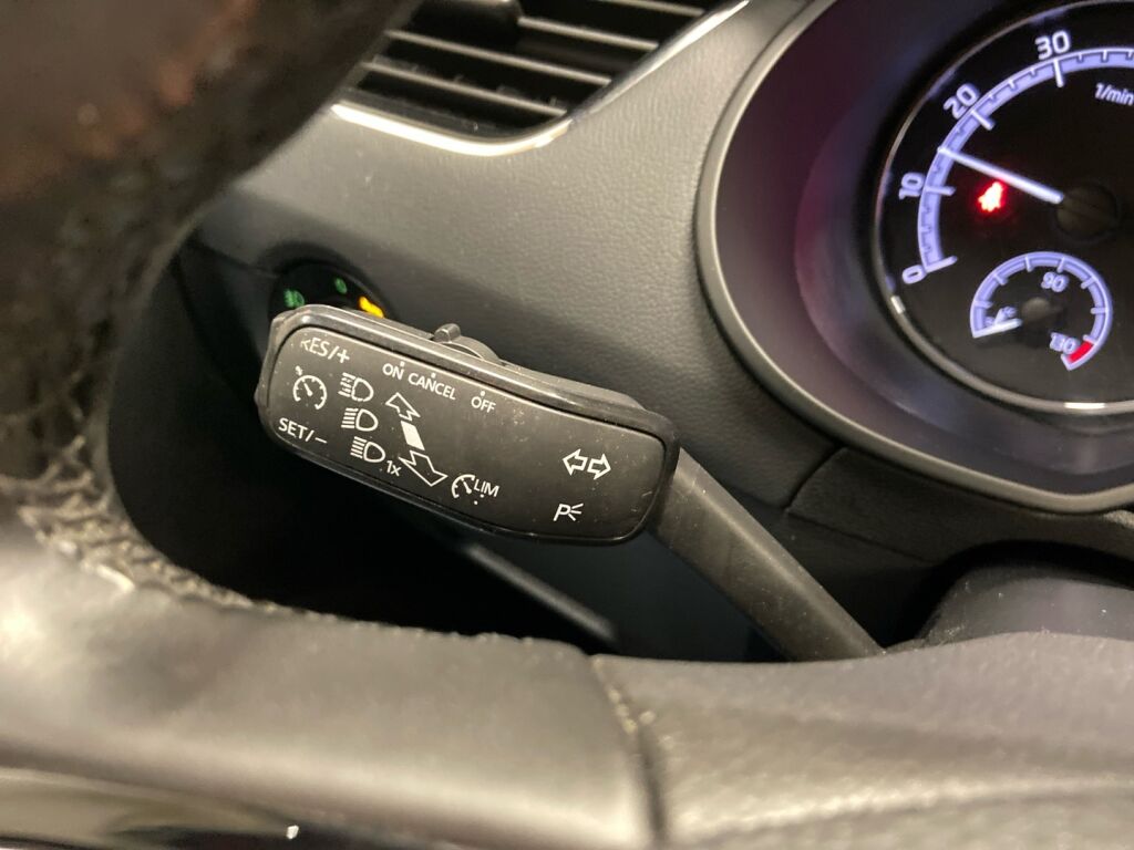 Skoda Octavia 2017 Punainen