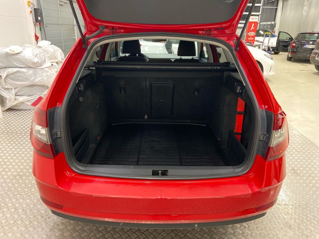 Skoda Octavia 2017 Punainen