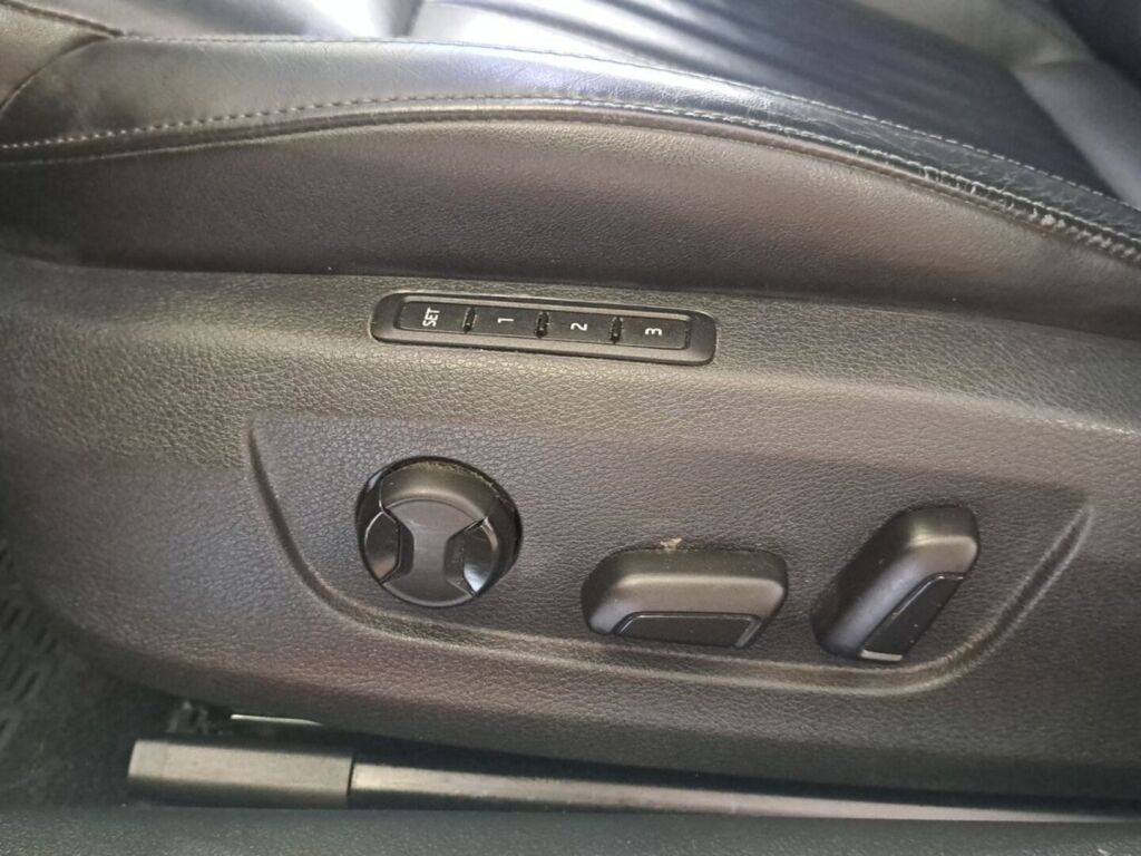 Skoda Superb 2018 Sininen