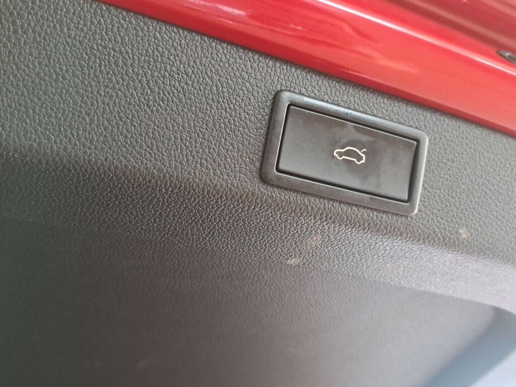 Skoda Superb 2018 Sininen