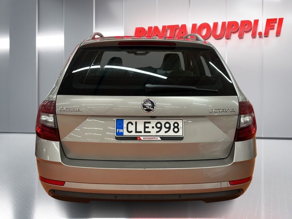 Skoda Octavia 2017 Ruskea (beige)