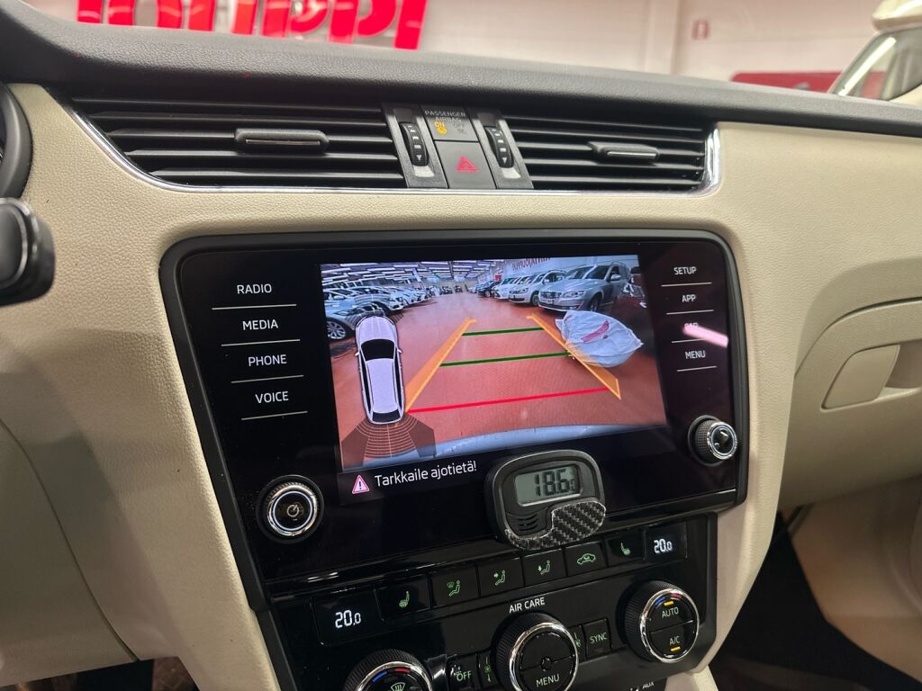 Skoda Octavia 2017 Ruskea (beige)