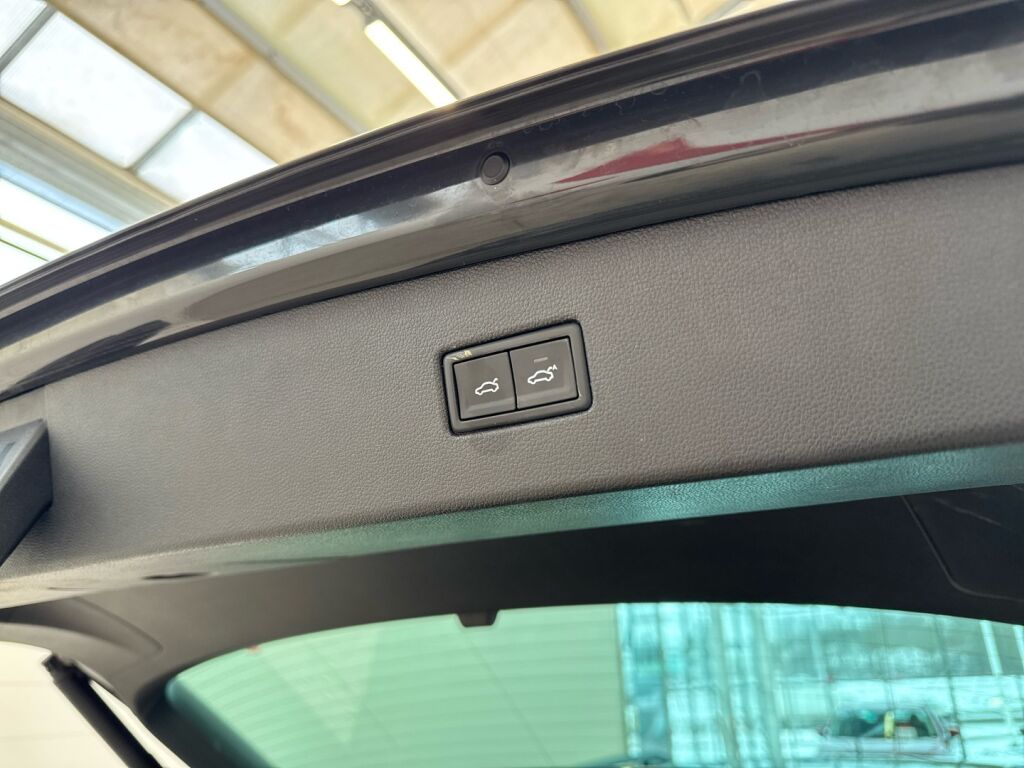 Volkswagen Tiguan 2018 Punainen