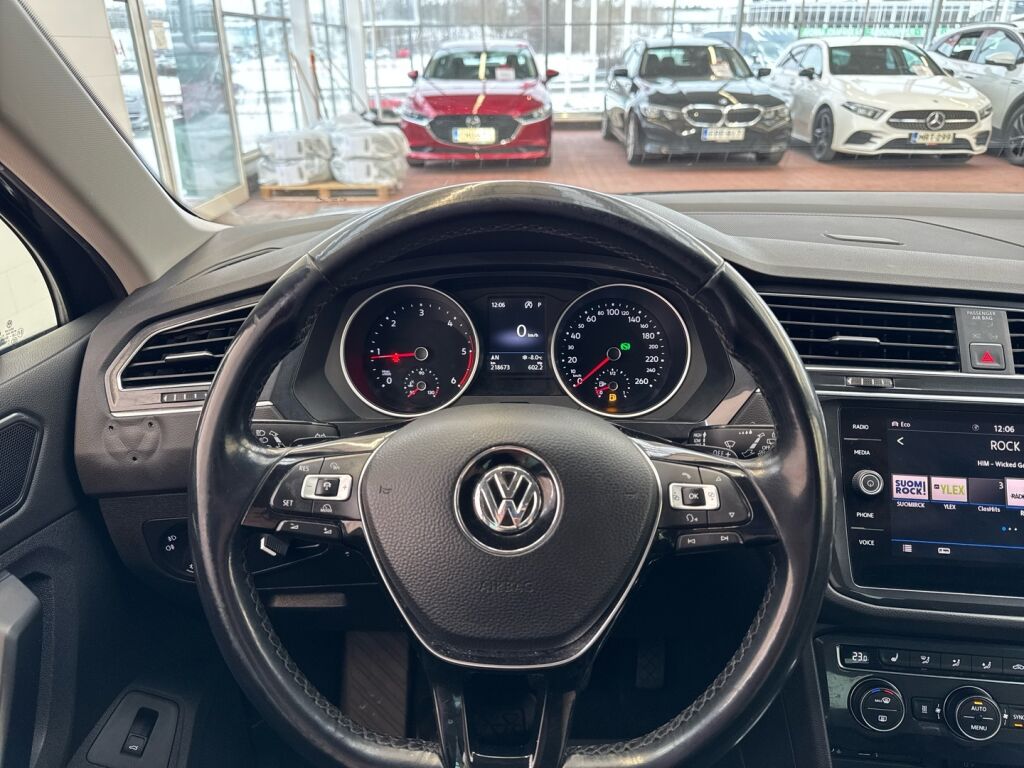 Volkswagen Tiguan 2018 Punainen