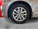 Volkswagen Touran 2017 Ruskea (beige)