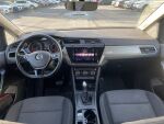 Volkswagen Touran 2017 Ruskea (beige)