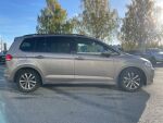 Volkswagen Touran 2017 Ruskea (beige)