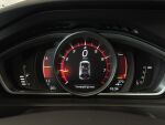 Volvo V40 2017 Musta