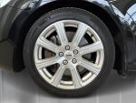 Volvo V40 2017 Musta